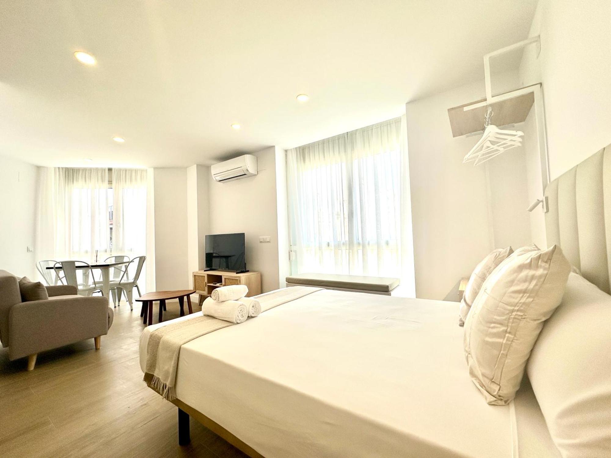 Apartamento Andres Tamayo Av America มาดริด ภายนอก รูปภาพ